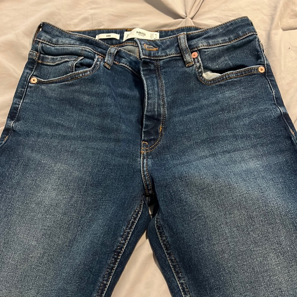 Women’s jeans